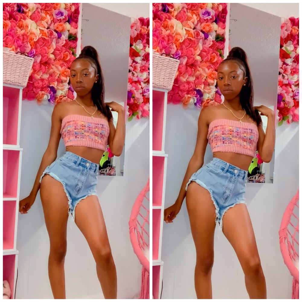 KNIT TOP IS AVAILABLE